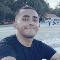 Calvin Fernandez headshot